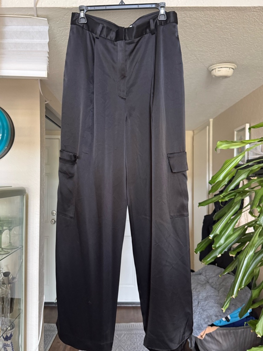 Babaton Aritzia Satin Cargo Pants - Classic Black